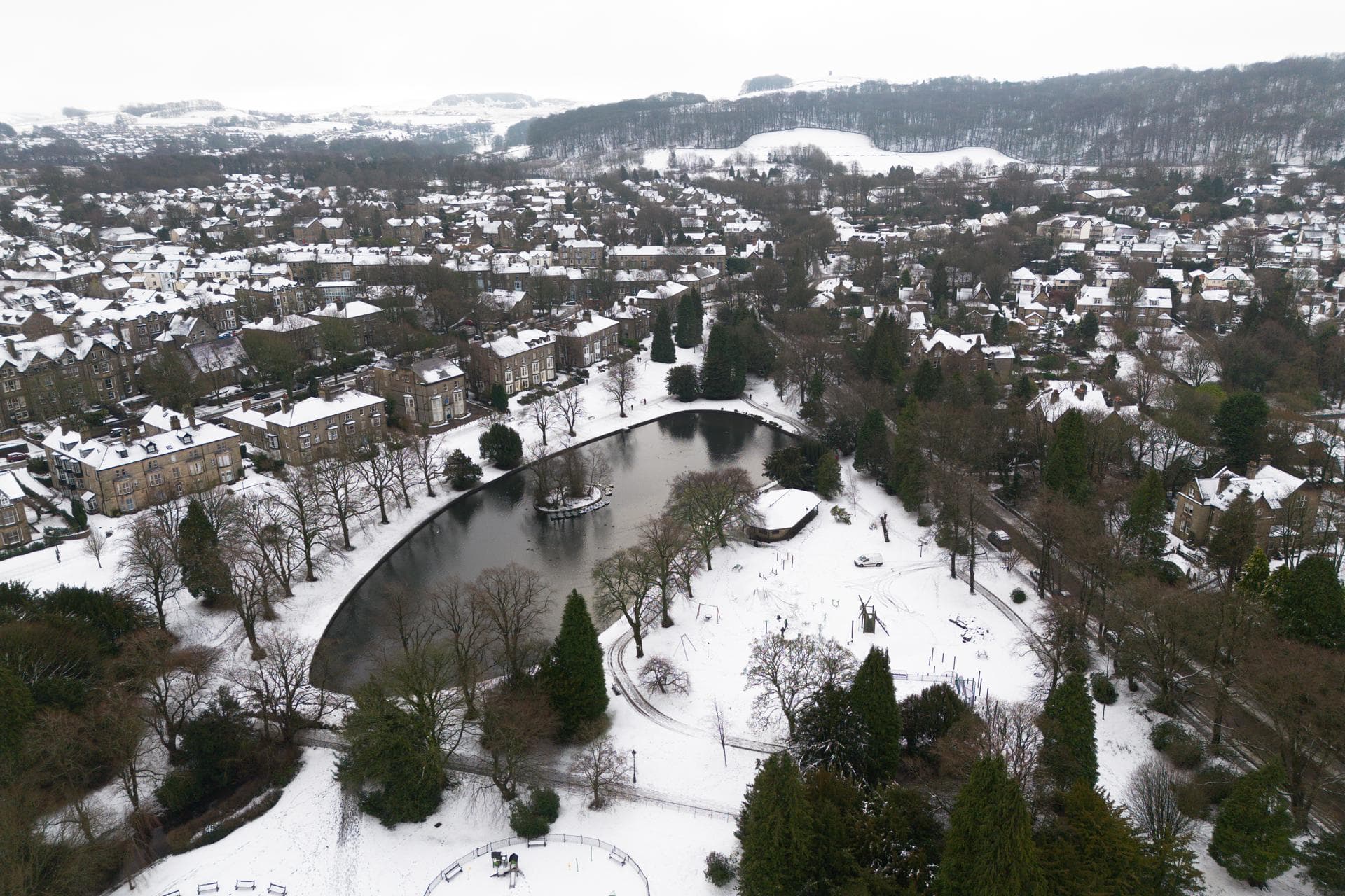 Tormenta invernal causa estragos en Europa, alterando servicios en Francia, Alemania y Reino Unido