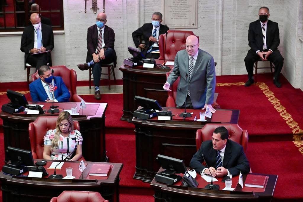 EXCLUSIVA: Exigen salida de senador en Comisión de Veteranos