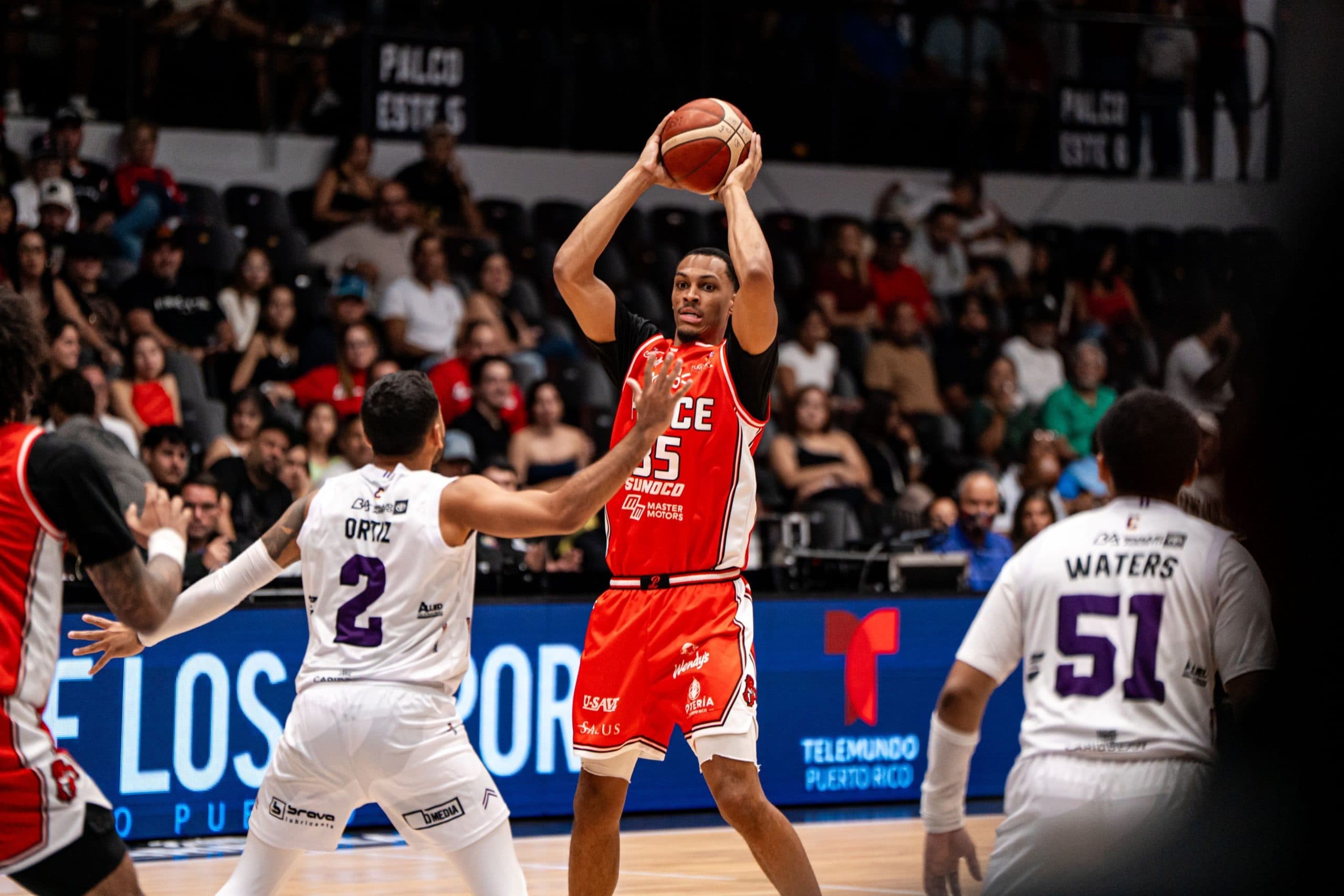 Gigantes le ganan a los Leones