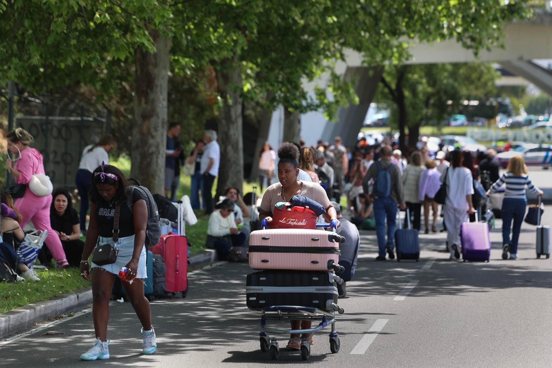Portugal espera restablecer servicio eléctrico entre hoy y mañana