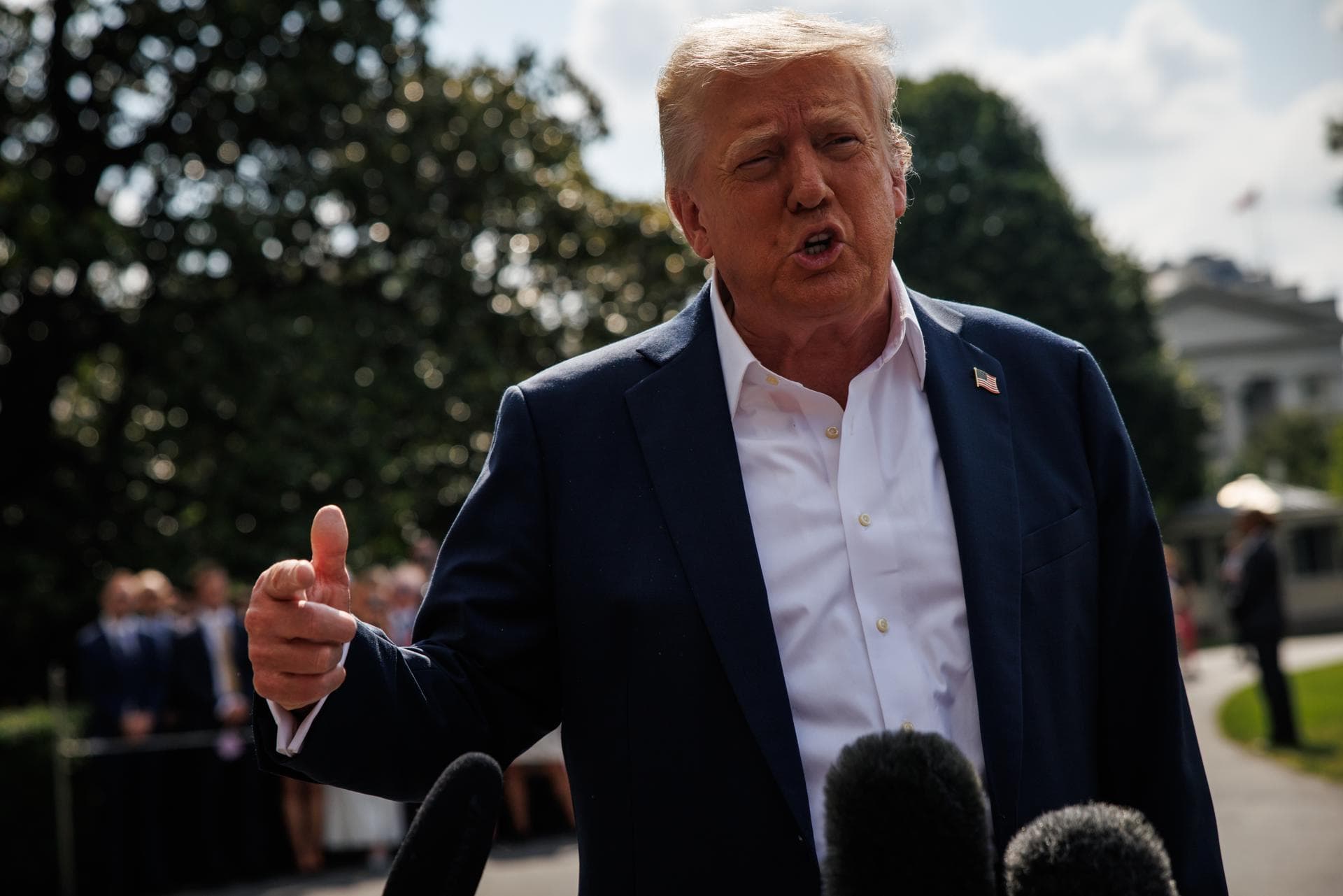 Trump enviará sistemas de misiles Patriot a Ucrania