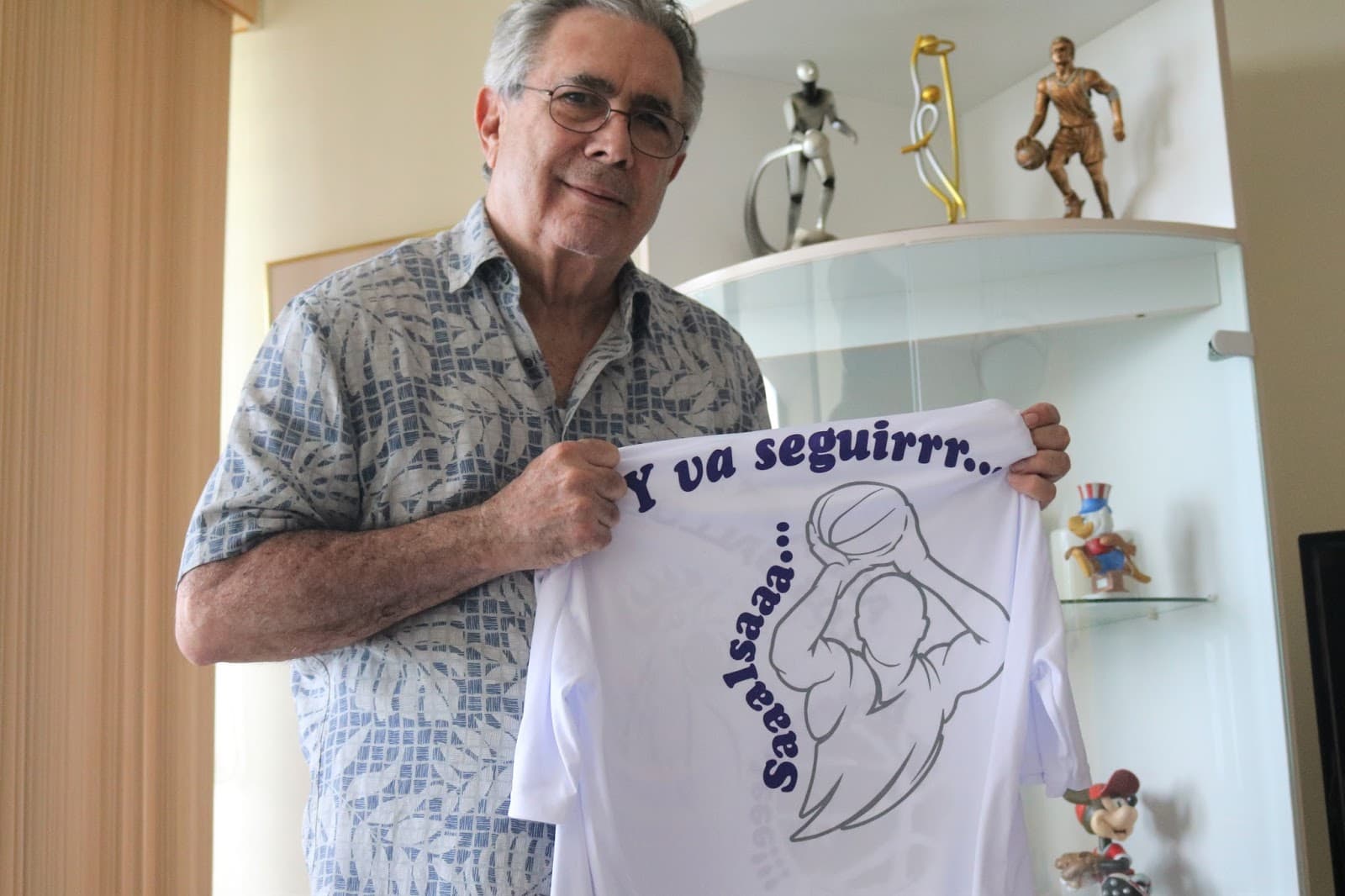 Decretan día de duelo por Ernesto Díaz González