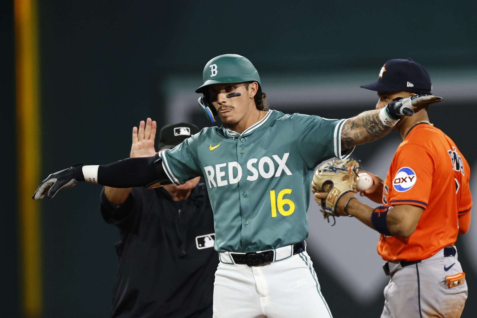 Boston sigue a paso firme en la Americana