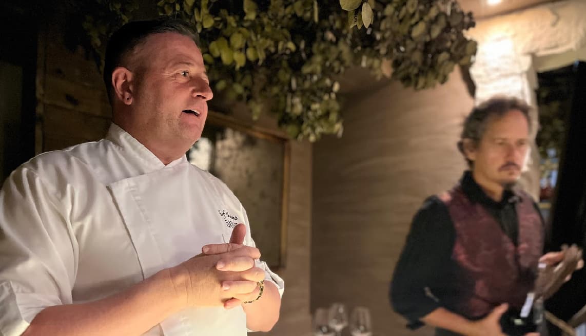 Chef David Chaymol y summelier Reynaldo Hernández. Foto: Suministrada