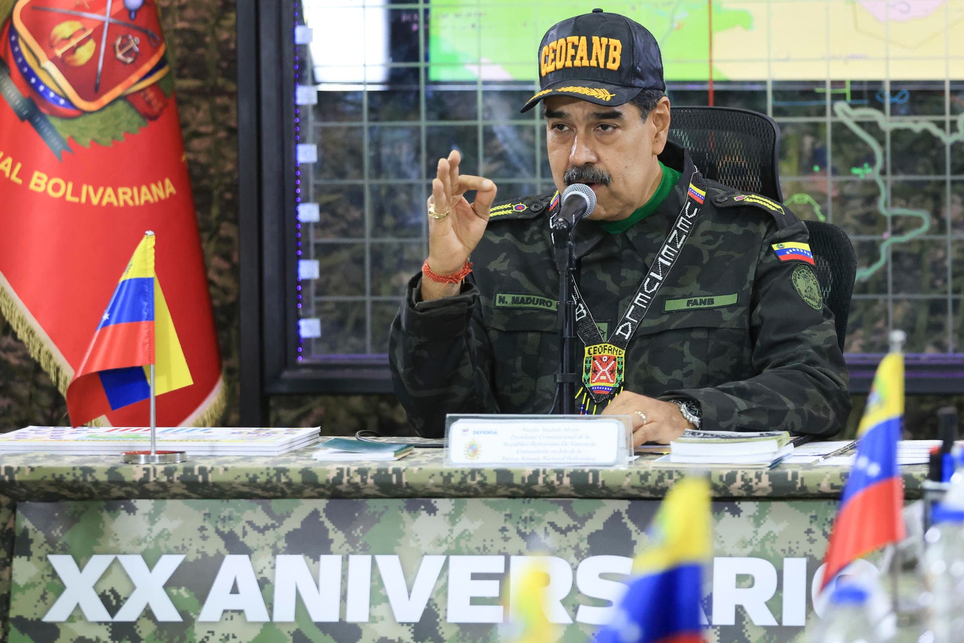 Maduro firma decreto de conmoción externa ante "amenazas" de EE.UU.