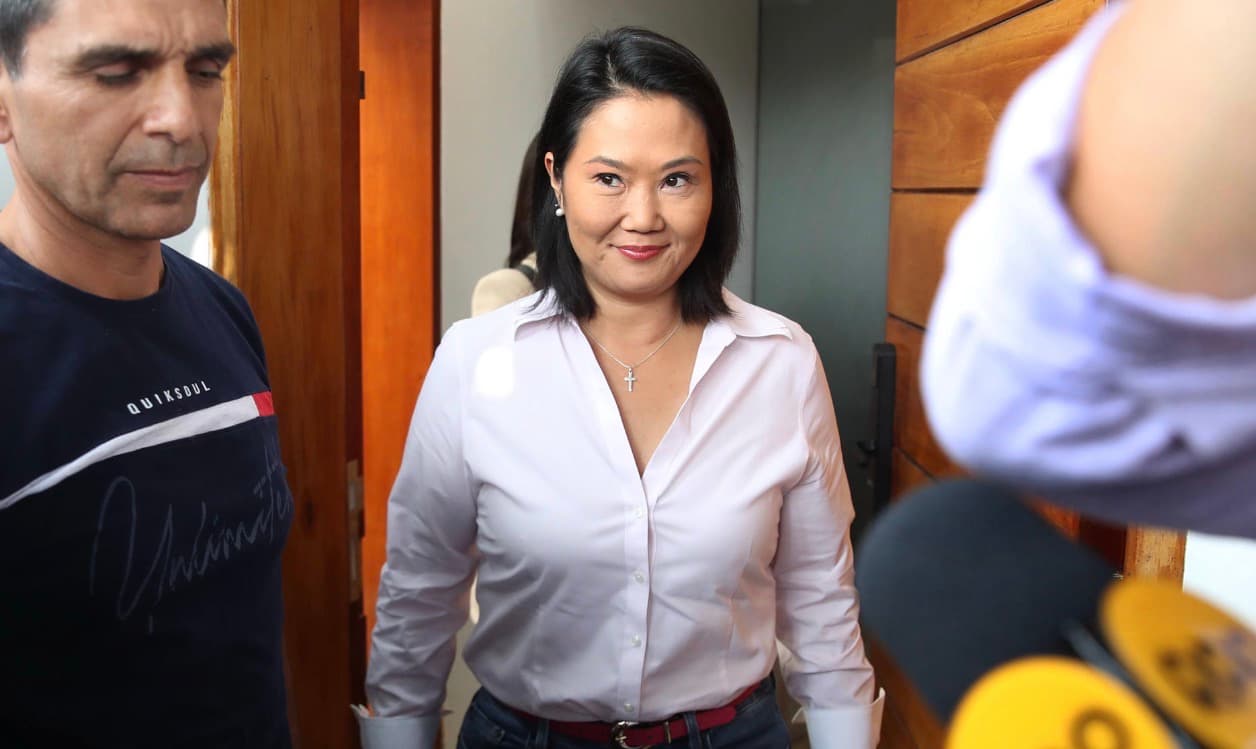 Ventaja de Fujimori sobre Sánchez crece a 33.432 votos en Perú