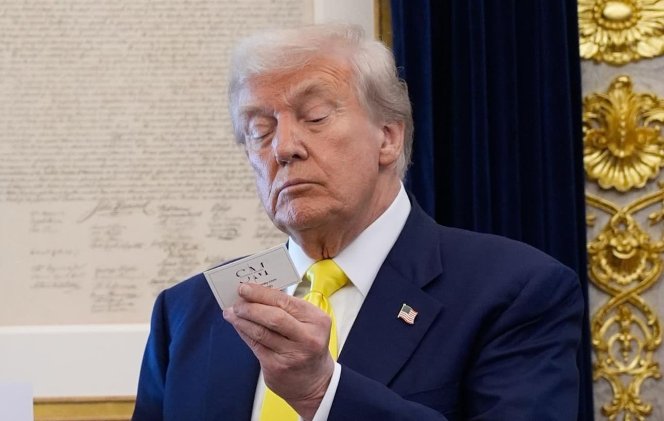 Diplomacia de regalos: la técnica para acercarse a Trump
