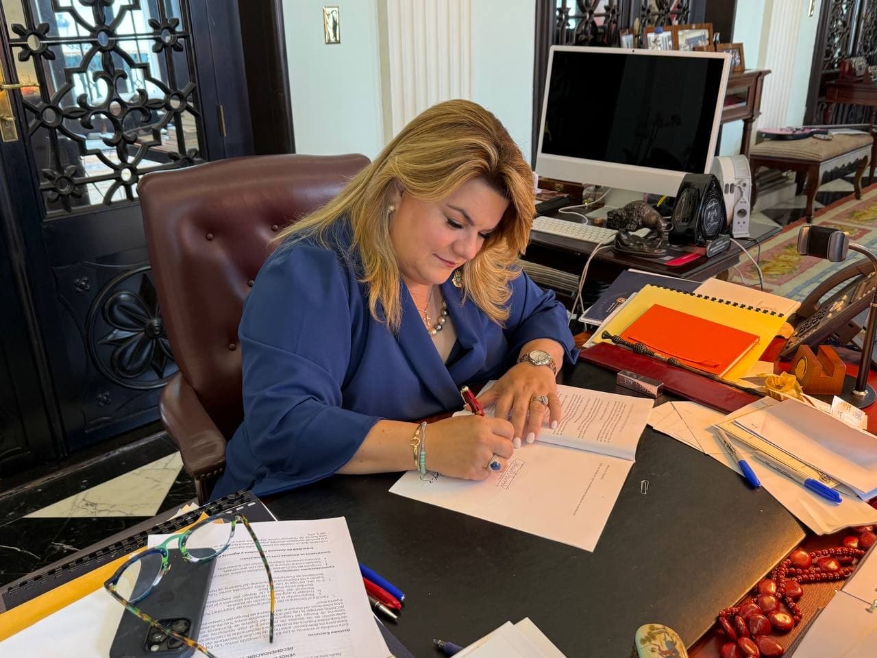 Gobernadora crea la “Ley de Asistencia, Protección y Albergue a Víctimas y Testigos”