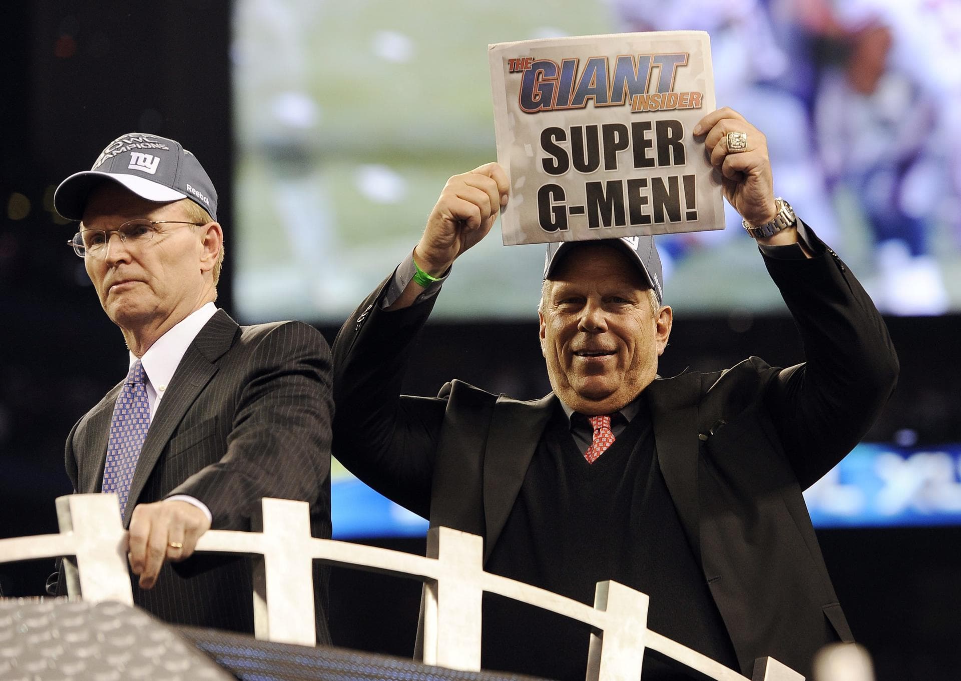 La NFL investigará la relación del copropietario de los New York Giants con Epstein