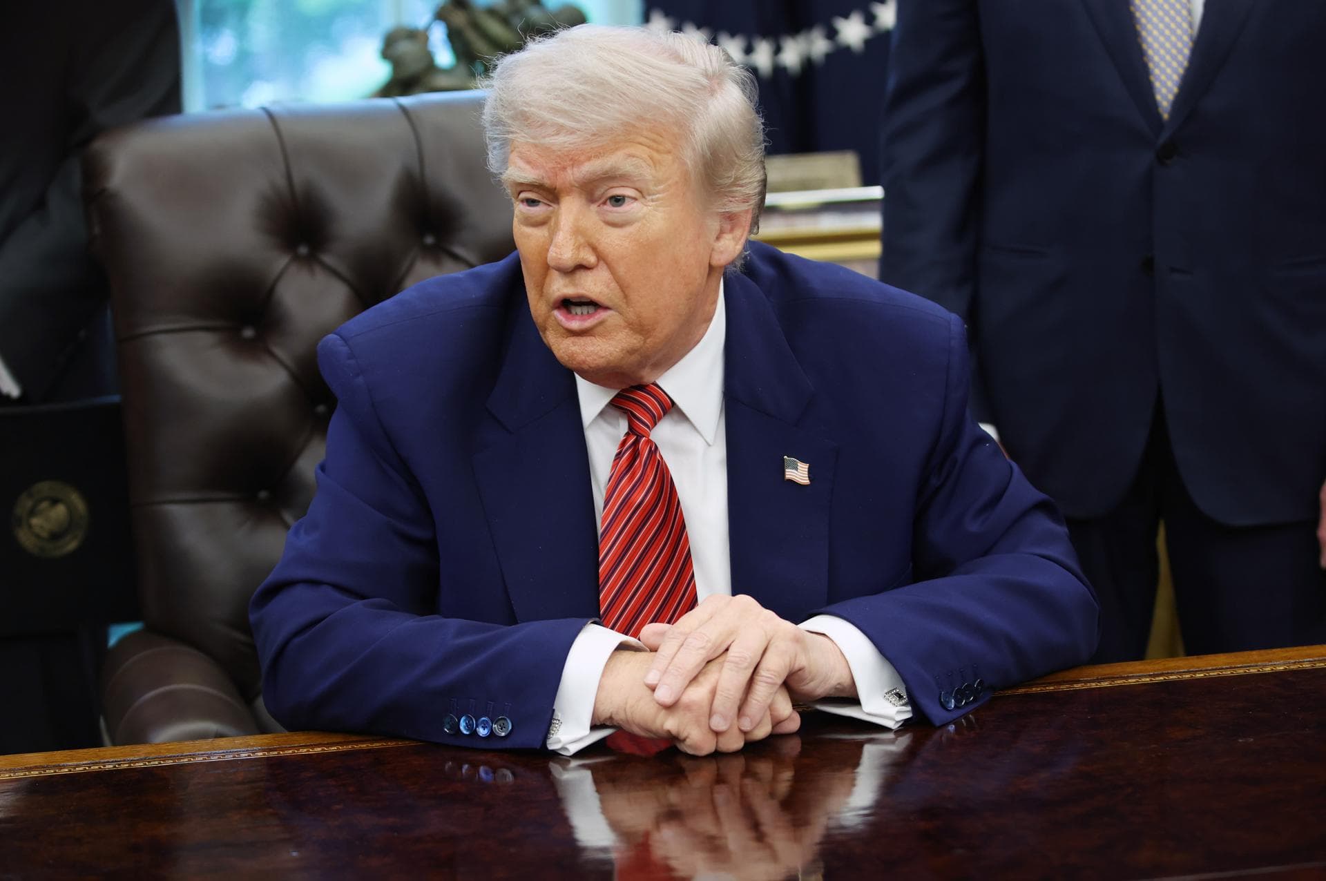 Trump anda que bota chispas con Putin 