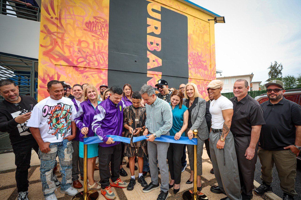 Alcalde de San Juan inaugura plantel y nuevo programa educativo San Juan Urbano