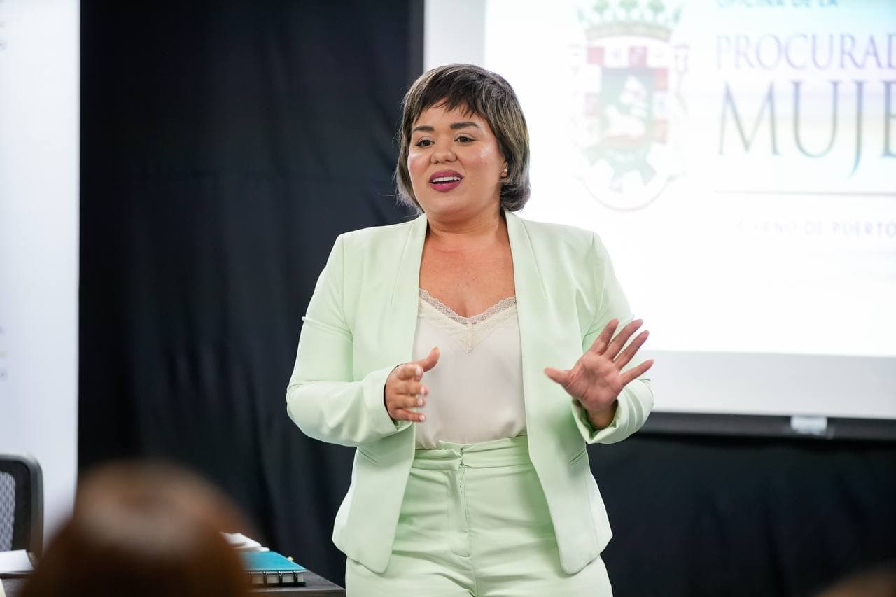 Procuradora de las Mujeres adjudica un millón de dólares a entidades y municipios contra la violencia de género