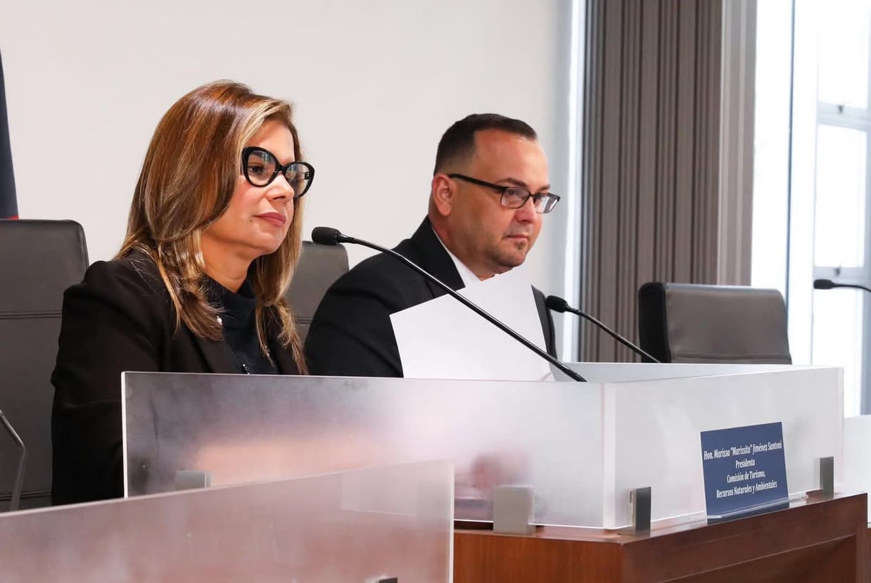 Trifulca entre senadoras en vista pública