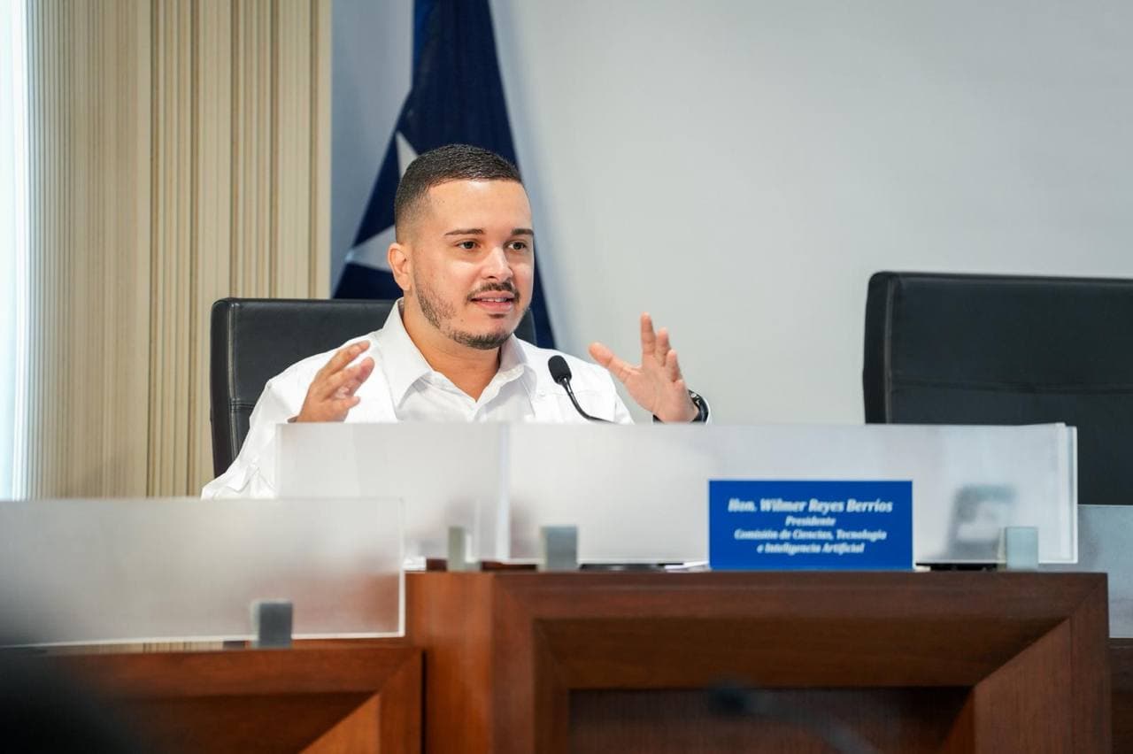 Proponen establecer nuevo modelo de colaboración entre familias y escuelas