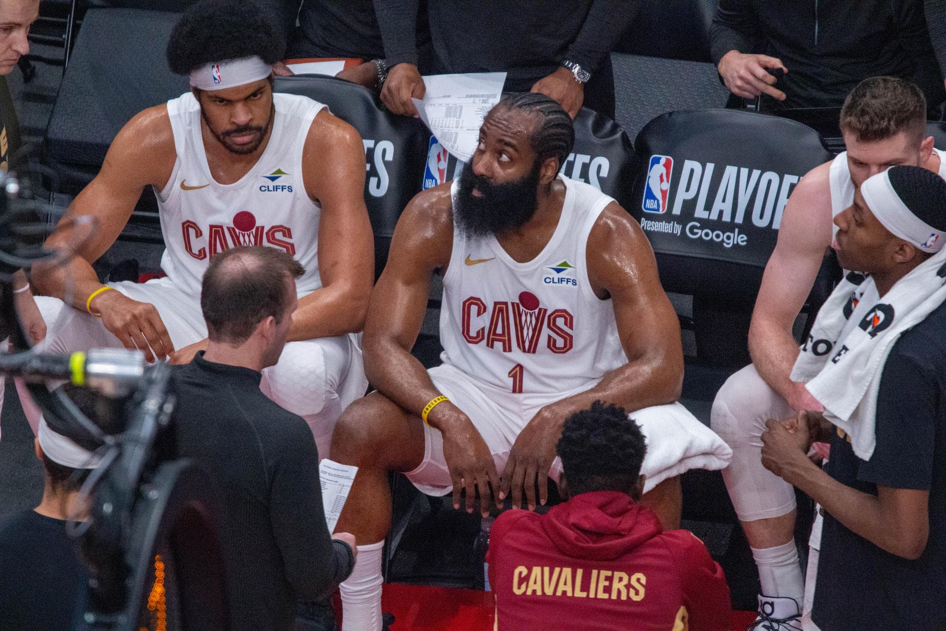 Los Raptors frenan a los Cavaliers y ganan su primer partido de los playoffs