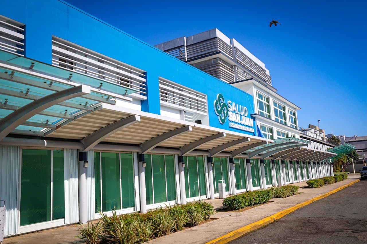 Médico de San Juan utiliza música urbana como método para enseñar