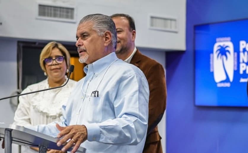 PNP otorga “premio” al Comisionado Residente 