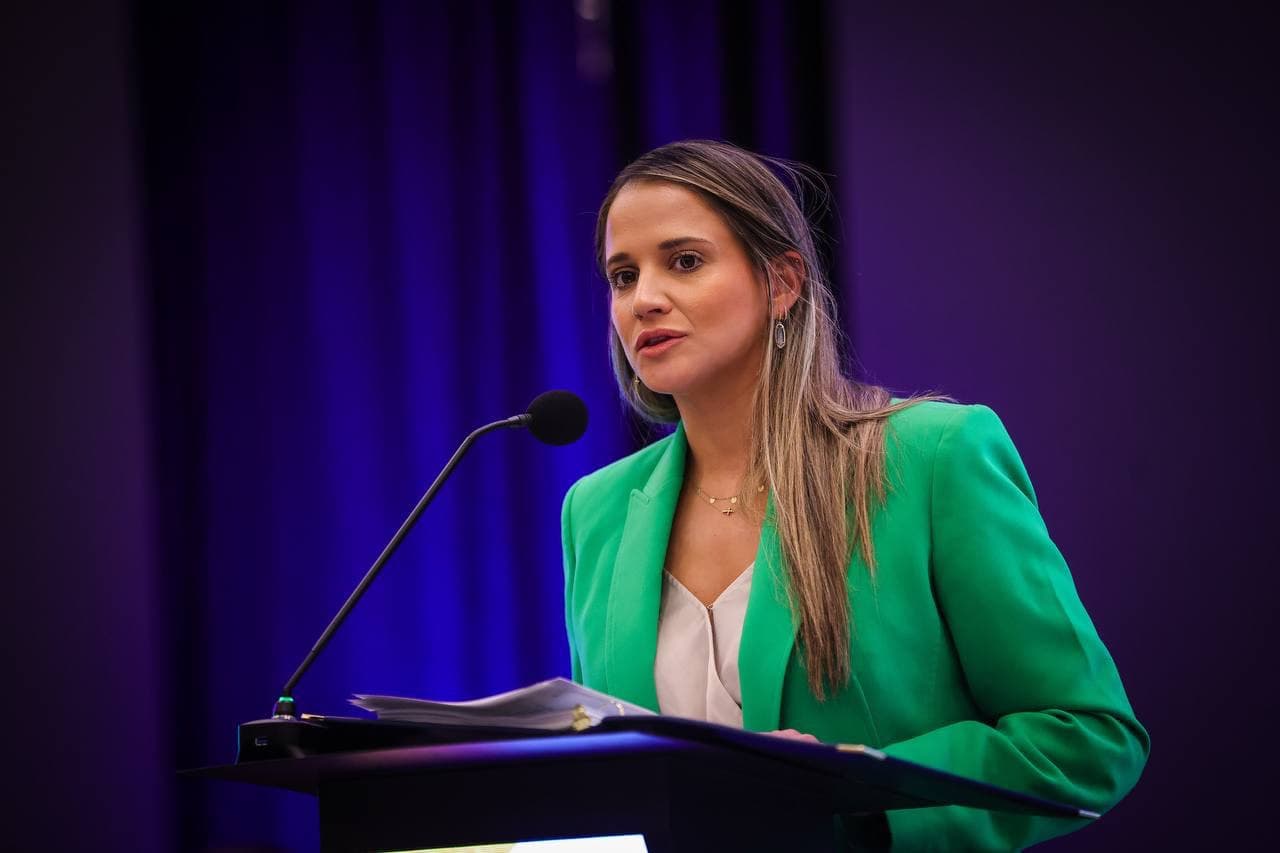 Nueva Ley de Reautorización de Infraestructura incluye prioridades encabezadas por Jenniffer González