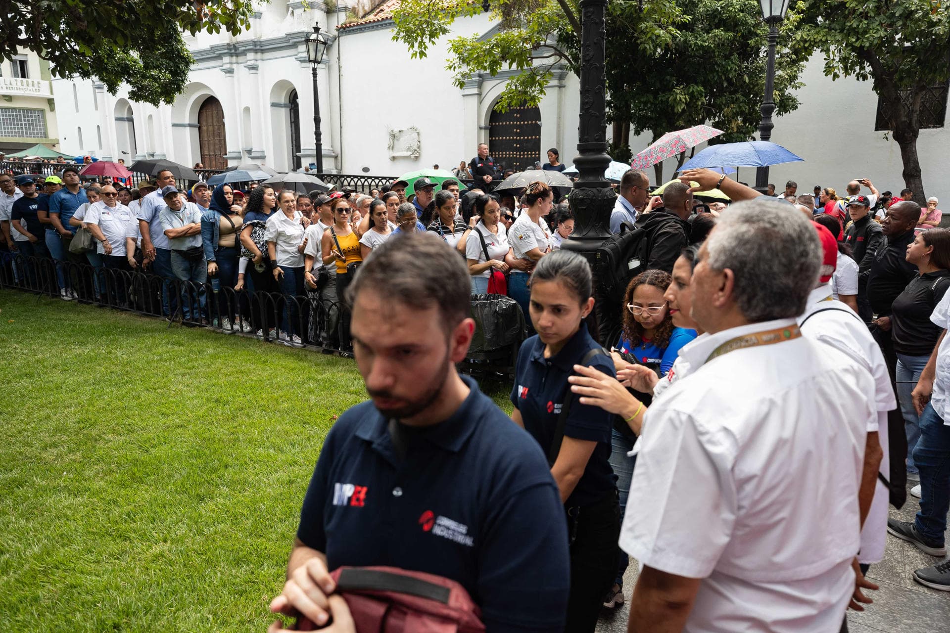 Líder venezolana llama a desobedecer convocatoria para “Milicia de Maduro”