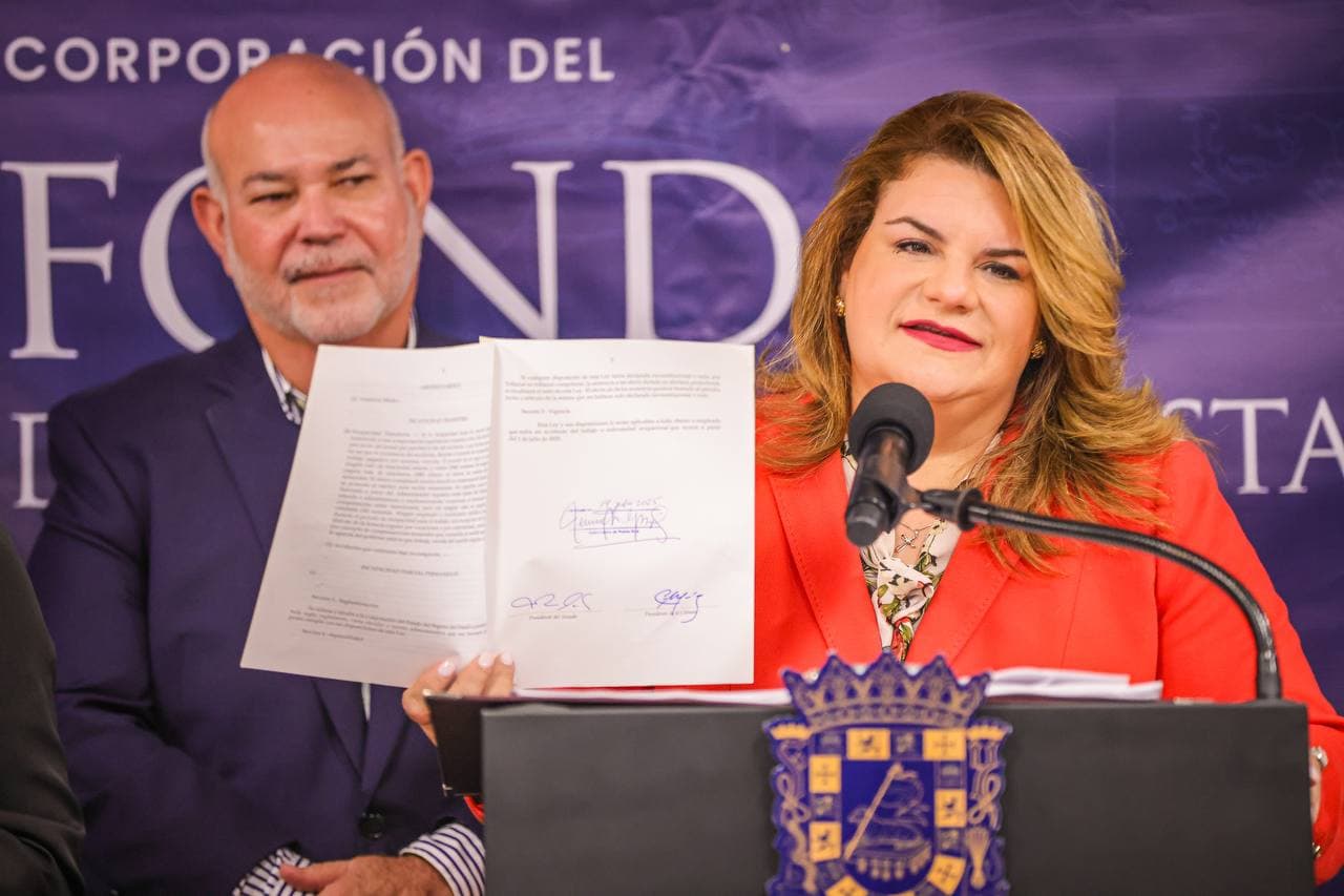 Gobernadora anuncia reducción de tarifas del Fondo