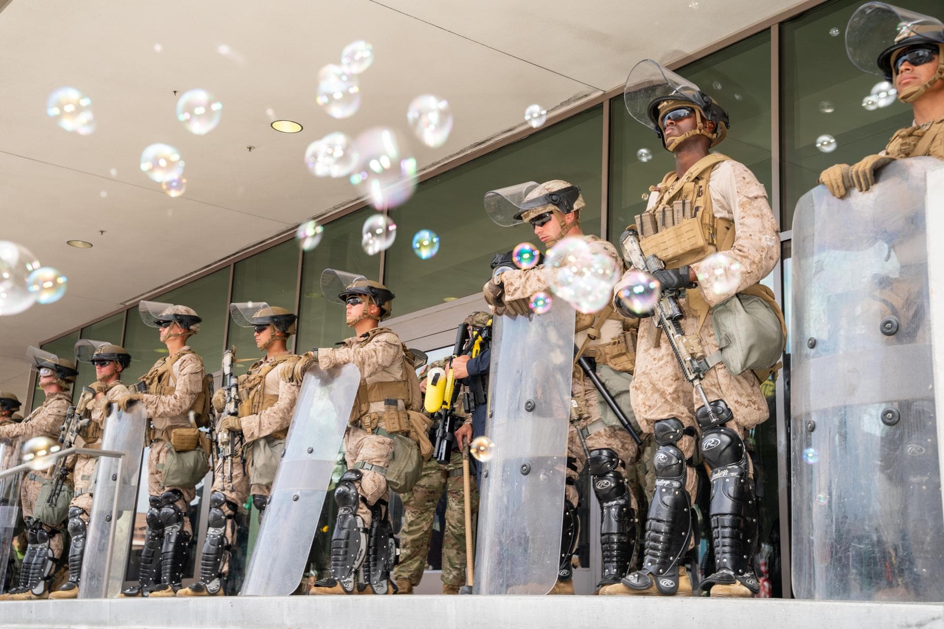 EE.UU. retira a los 700 marines desplegados en Los Ángeles