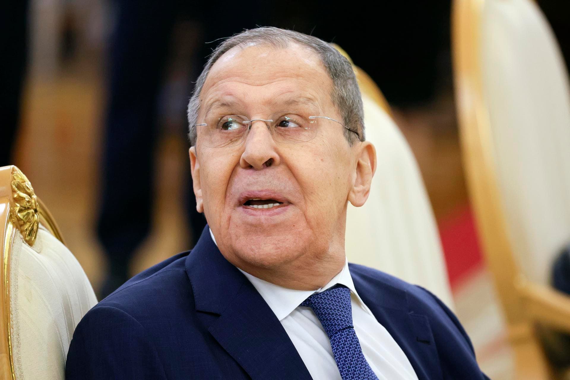 Ministro de exteriores ruso llama “patético” a Zelensky  