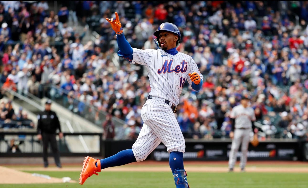 Francisco Lindor gana el Premio Roberto Clemente 2026