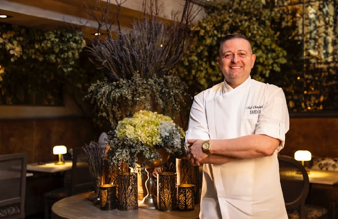 Elegancia atemporal y gastronomía de Francia en Bardot
