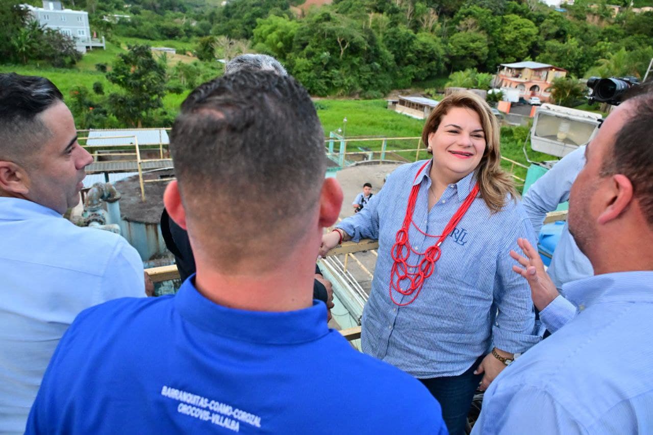 Gobernadora reafirma su compromiso con Barranquitas
