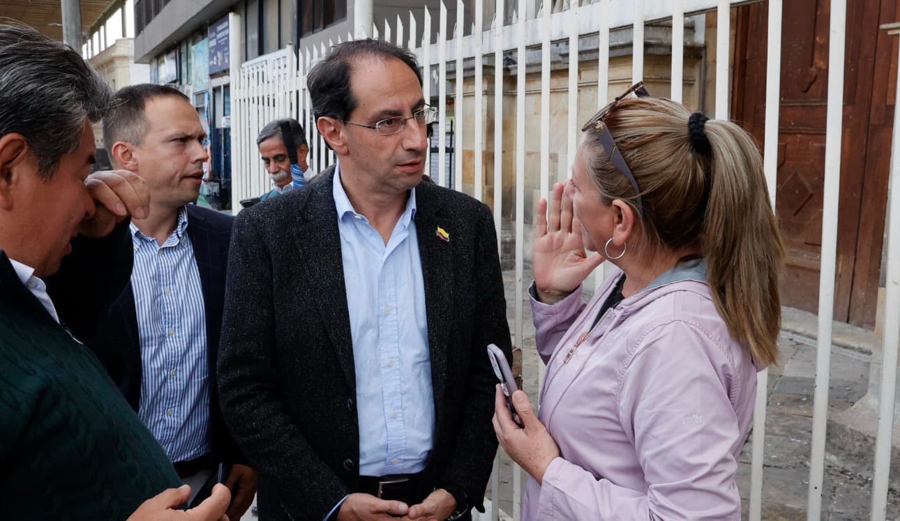 Última encuesta electoral en Colombia da a De la Espriella ventaja de casi cuatro puntos