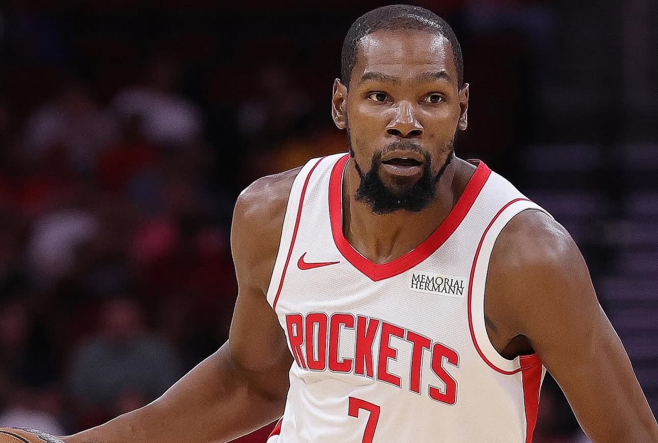 Durant renuncia a 30 millones y acuerda extensión de contrato de 2 años