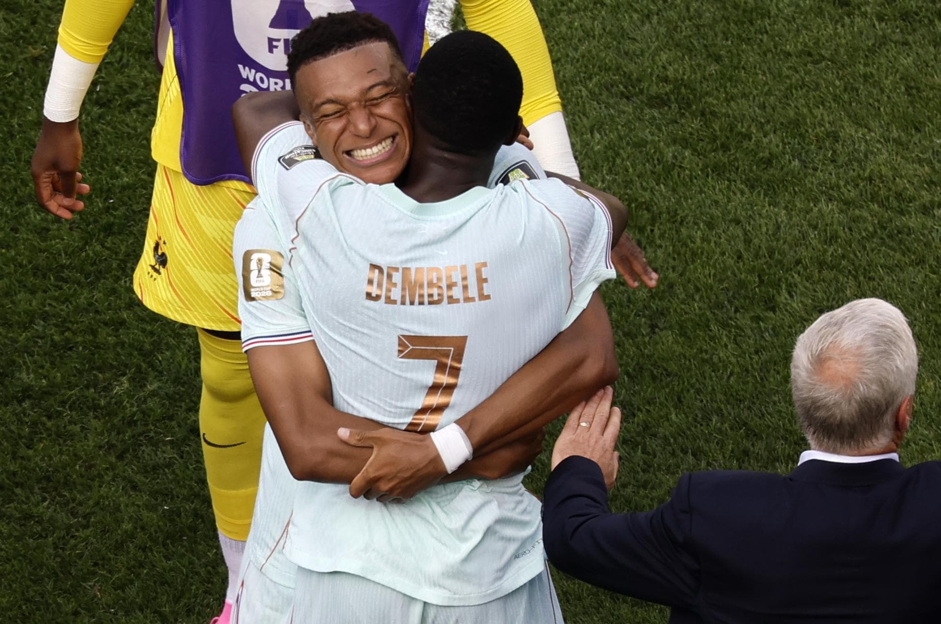 Mbappé y Dembélé, más goles que 45 selecciones