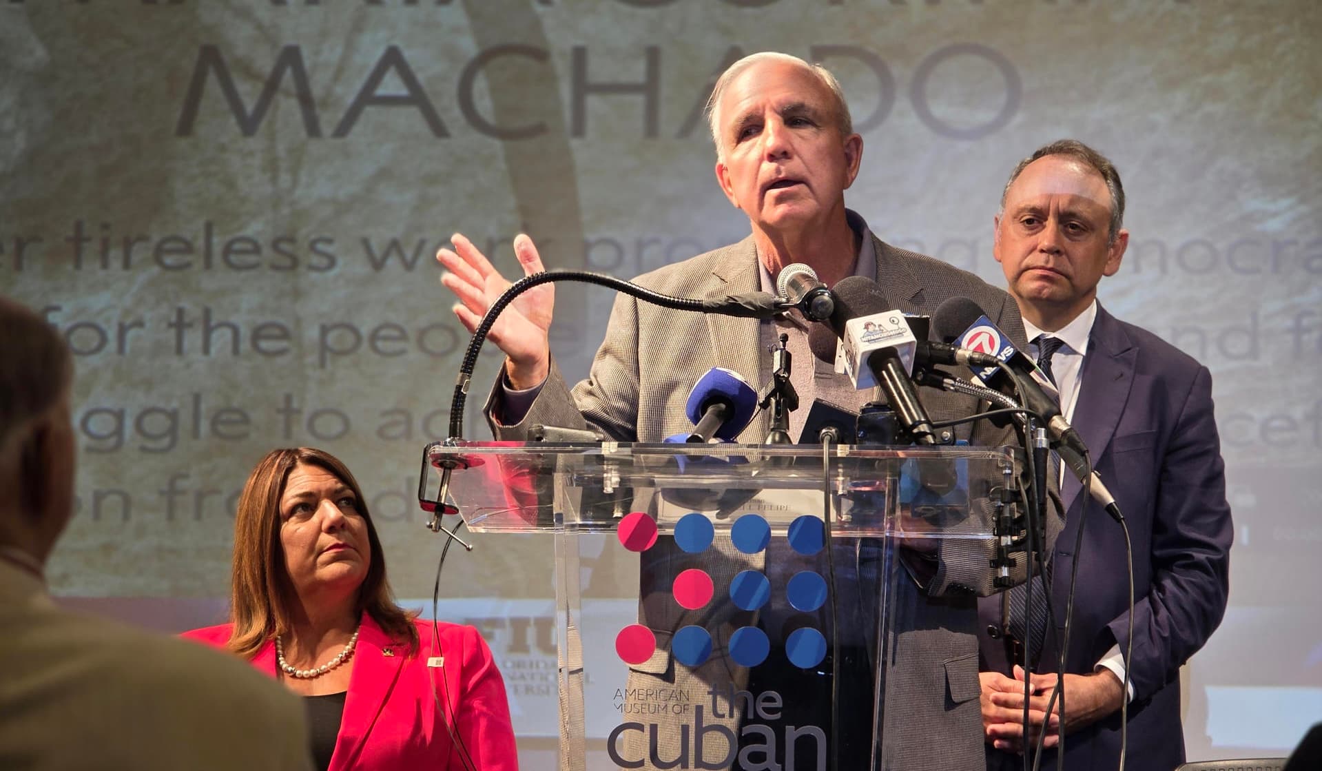 Líderes de Florida que nominaron a Machado esperan que Trump sea el próximo Nobel de Paz
