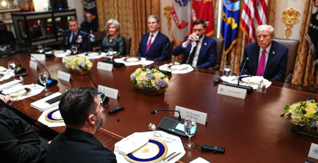 Trump y Zelenski hablan de "disminuir tensiones"