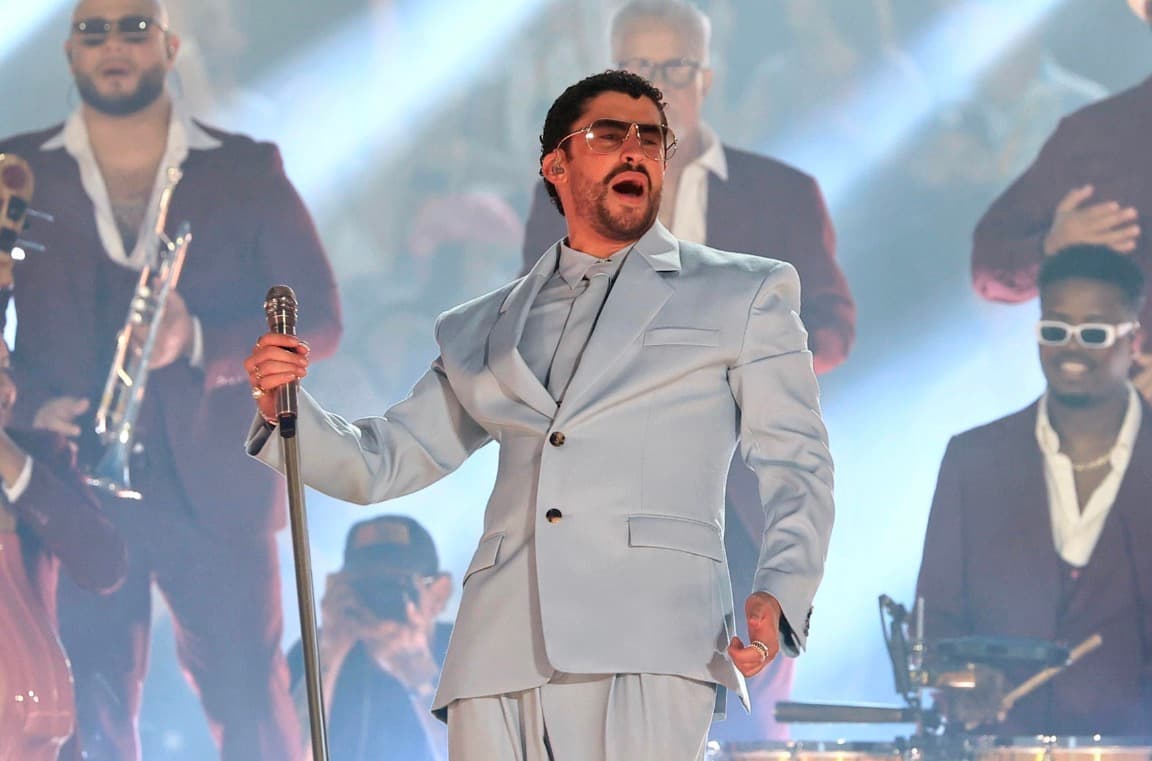 Bad Bunny gana su primer Emmy gracias a su espectáculo de medio tiempo del Super Bowl