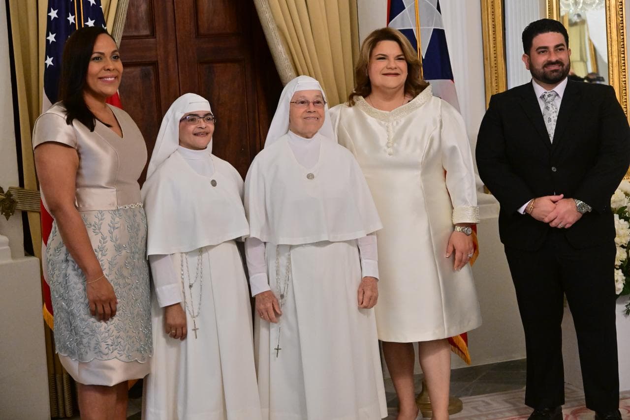 Gobernadora reúne en Saludo Protocolar representantes de diferentes sectores