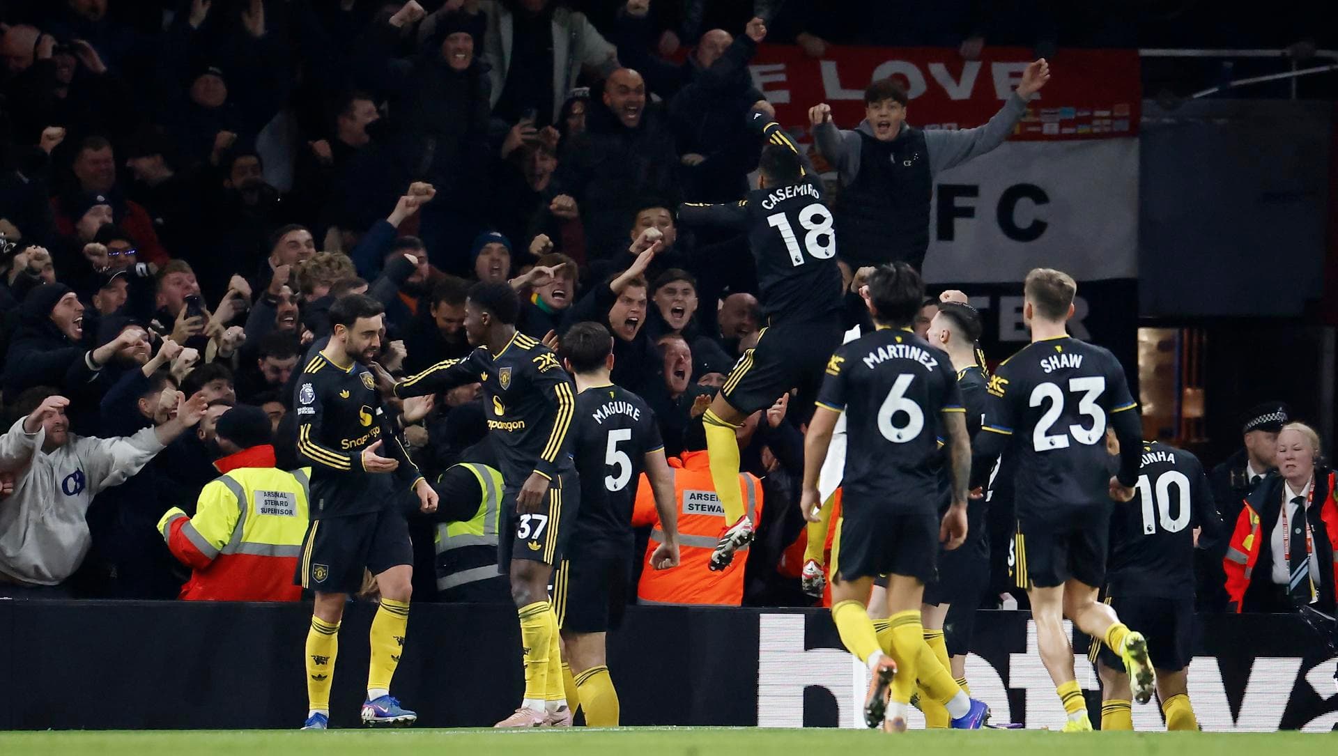 El 'efecto Carrick' doblega al Arsenal