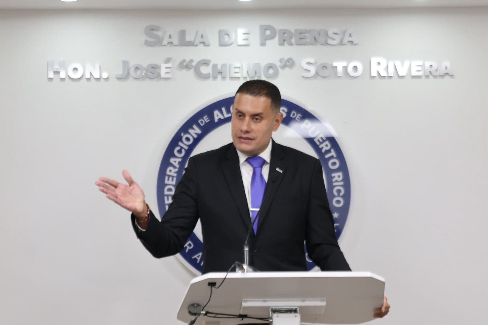 Alcaldes PNPs presentan proyectos para estabilizar finanzas municipales