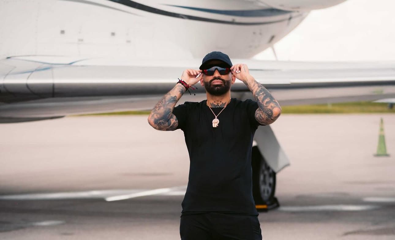 Arranca el recorrido de Arcángel por las 7 Maravillas