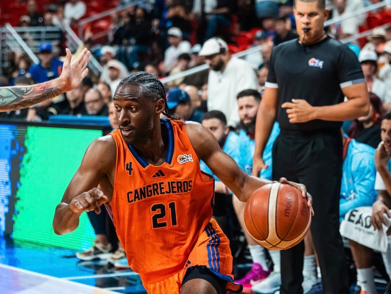 Cangrejeros y Santeros con victorias en el BSN