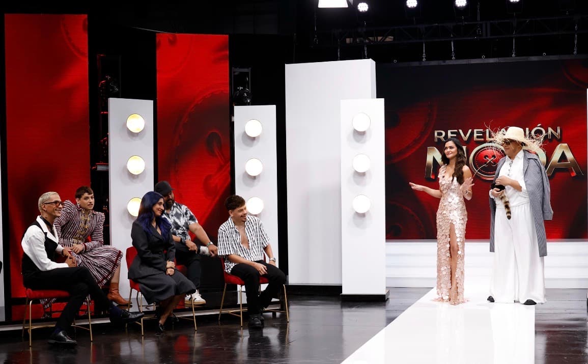 Revelación Moda le cambia el uniforme a Claro