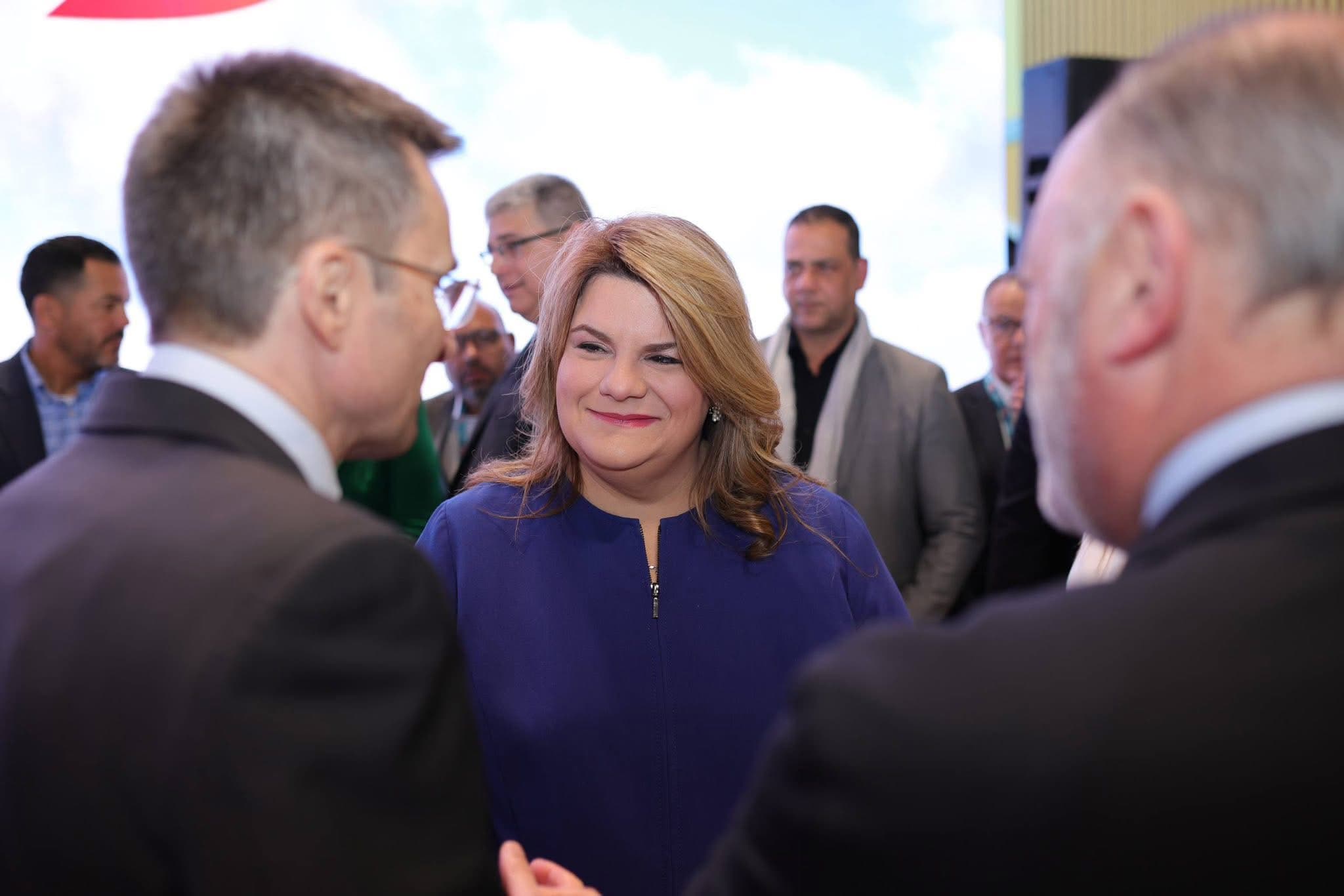 Jenniffer González presenta legislación que honra legado de Carlos Beltrán