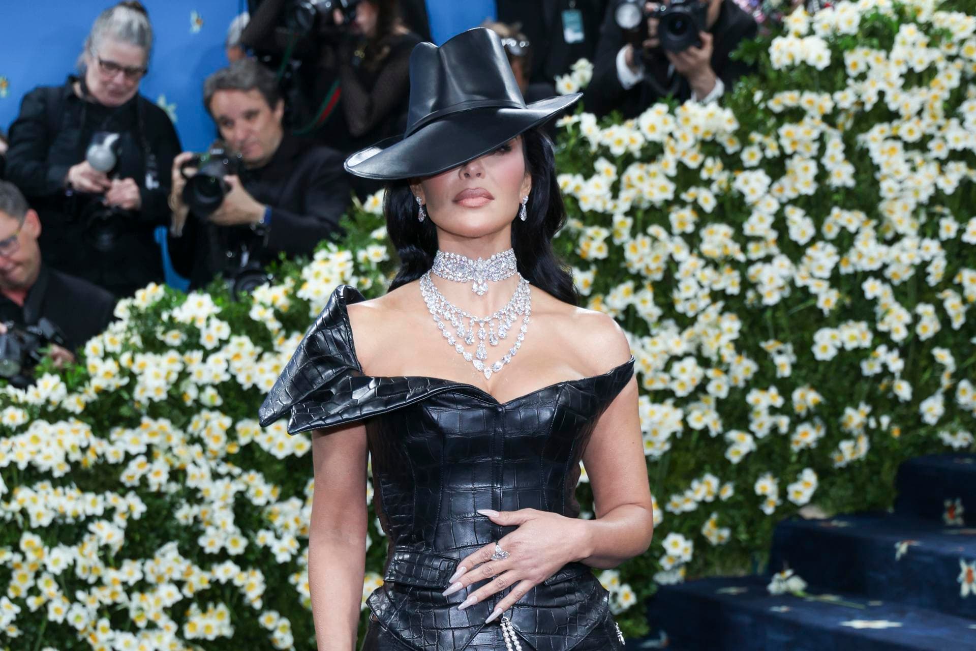 Kim Kardashian revela que sufrió un aneurisma