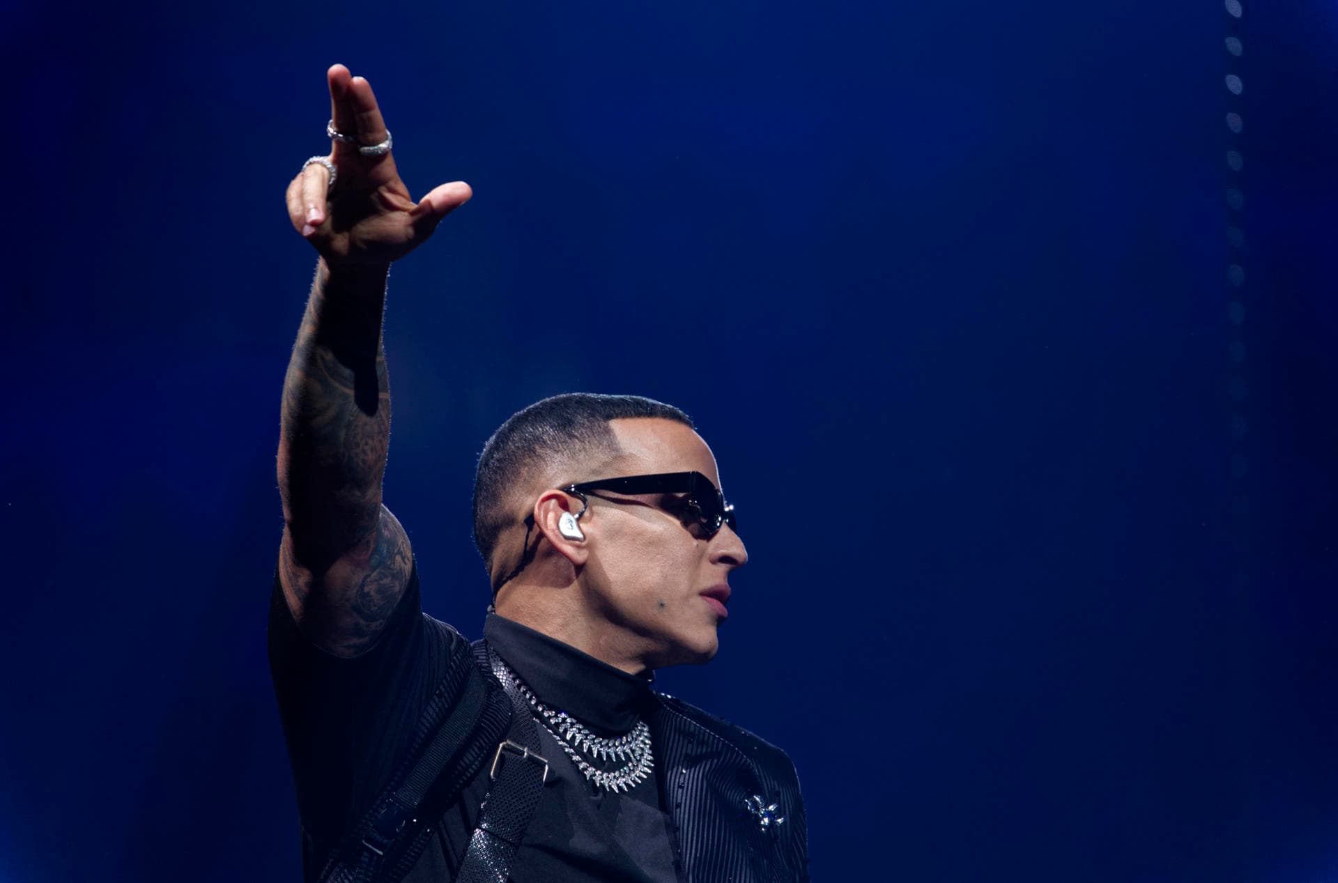 Daddy Yankee busca "transformar" con su cristianismo y aconseja firmar pactos prenupciales