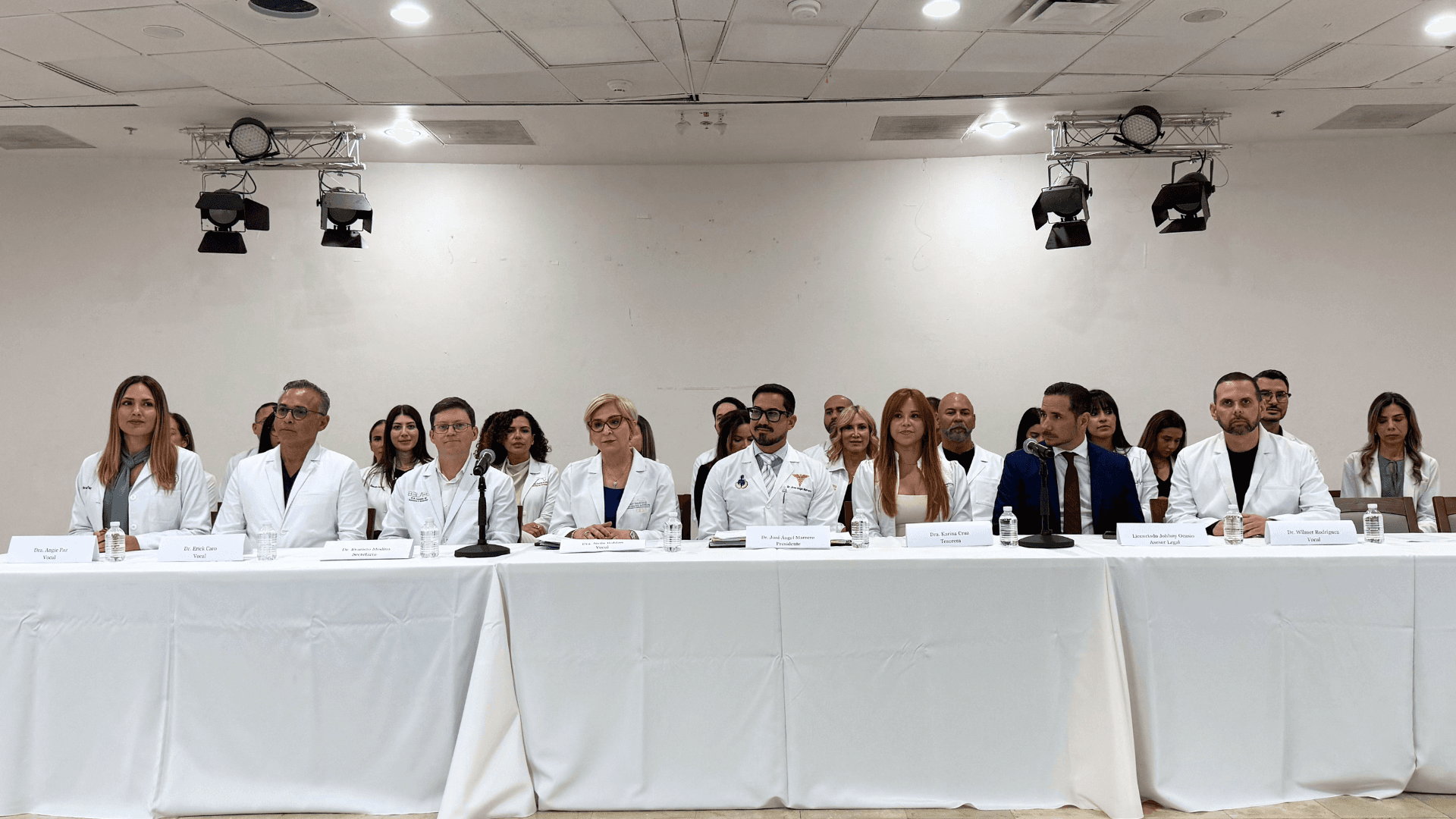 Médicos de estética advierten que Proyecto 971 podría limitar acceso a servicios