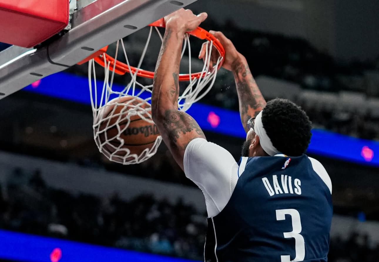 Los Nets no encuentran la solución a la dupla Davis-Flagg