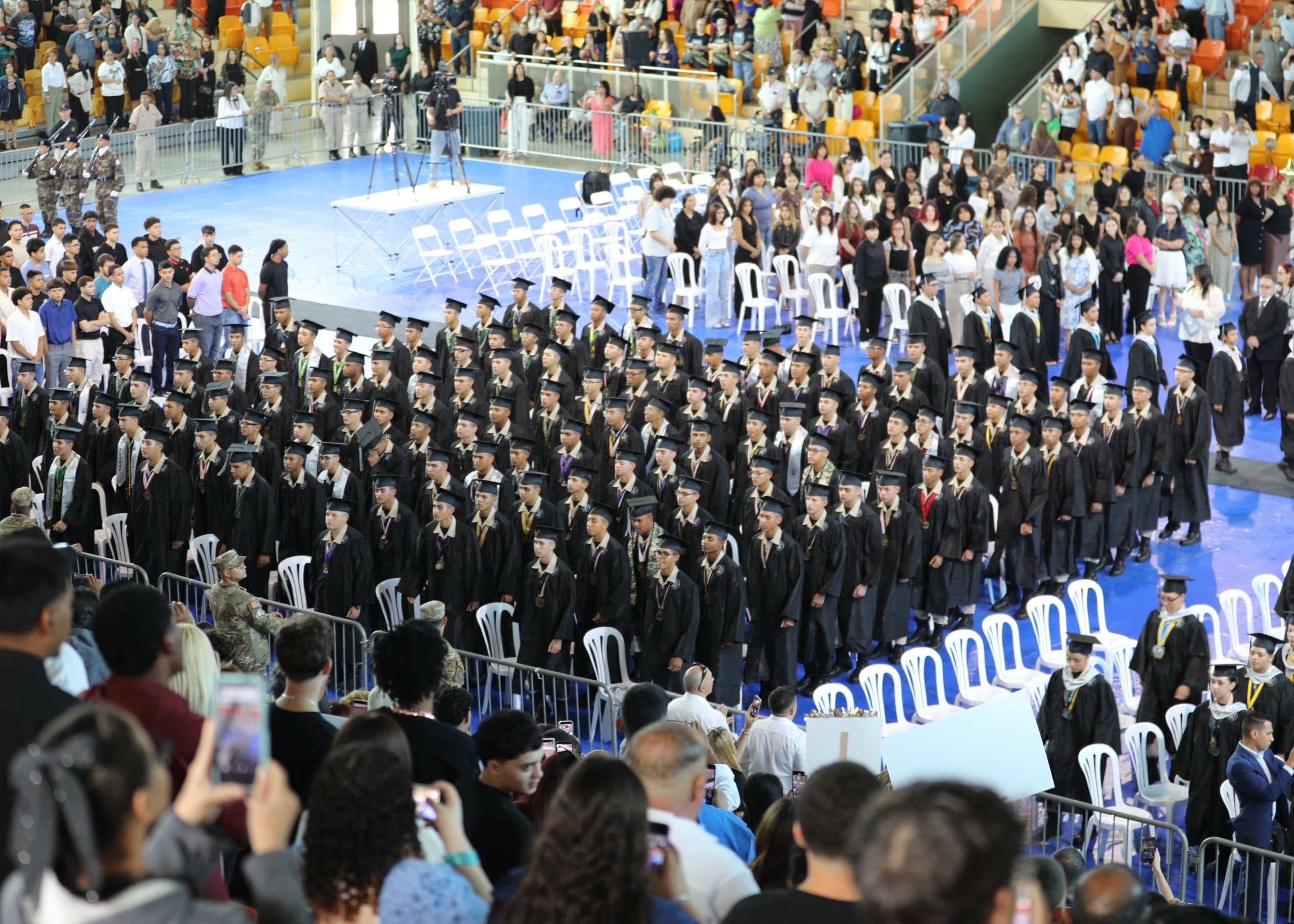 Youth ChalleNGe gradúa a 196 jóvenes de 63 municipios
