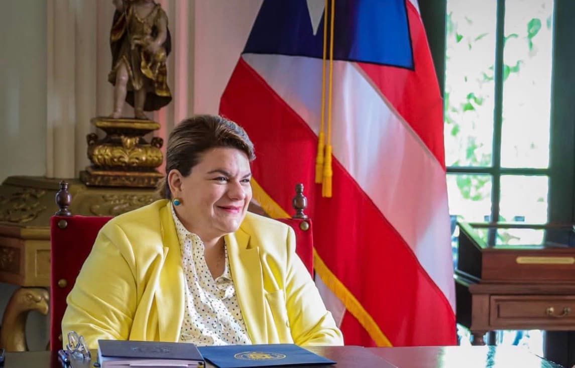 Jenniffer González convierte en ley medidas que benefician a veteranos, familias y profesionales de la salud