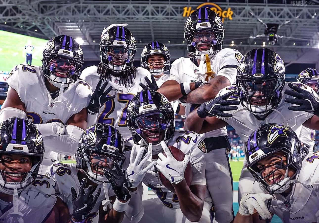 Lamar Jackson reaparece y guía a Ravens al triunfo sobre Dolphins