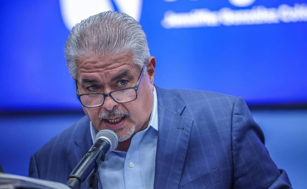 Santini emplaza a Nydia Velázquez y Pablo José a actuar con responsabilidad y coherencia